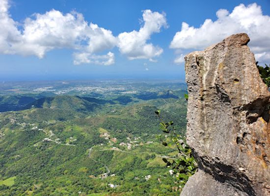 puerto-rico/big-island/attraction/el-rodadero-peak
