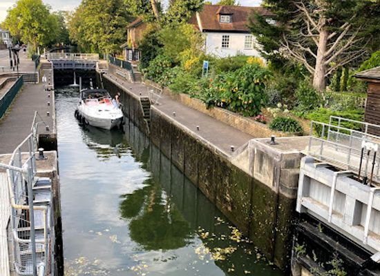 united-kingdom/berkshire/attraction/boulters-lock