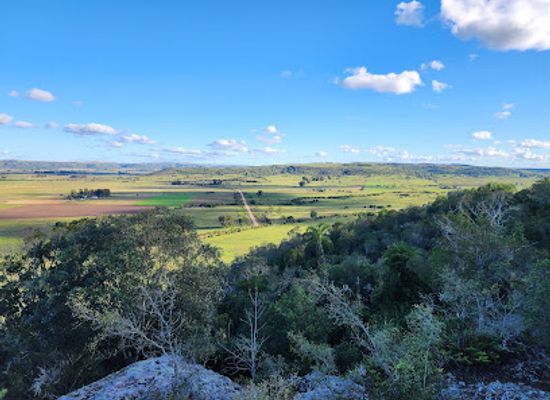uruguay/sierras-de-carape/attraction/mirador-al-valle-grutas-de-salamanca