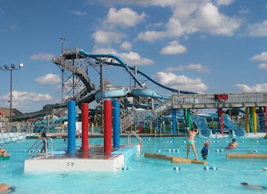 nebraska/grand-island/attraction/island-oasis-water-park