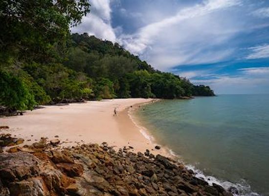 malaysia/langkawi/attraction/sandy-skulls-beach