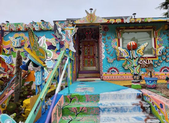 california/monterey/attraction/pacific-grove-butterfly-house