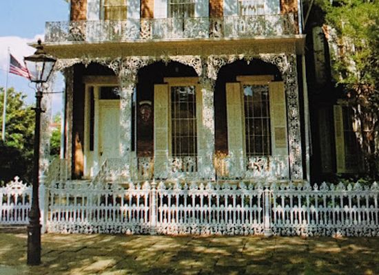 alabama/mobile/attraction/richards-dar-house-museum