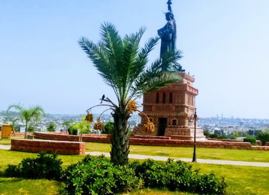 pakistan/rawalpindi/attraction/statue-of-liberty
