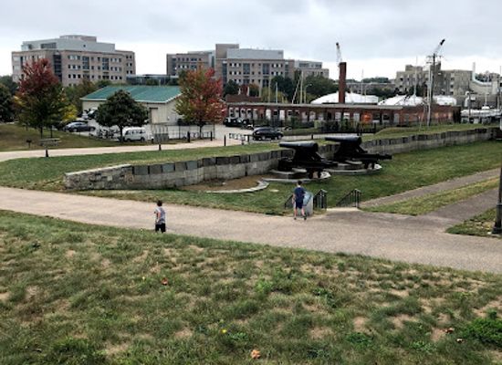 connecticut/windham-county/attraction/fort-trumbull-state-park-and-museum