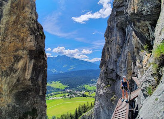 switzerland/graubunden/attraction/pinut