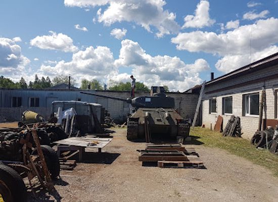 estonia/saaremaa/attraction/military-equipment-museum-of-saaremaa