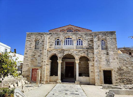 greece/paros/attraction/holy-shrine-of-the-virgin-mary-ekatontapyliani