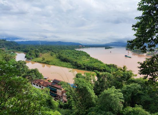 laos/bokeo-province/attraction/phra-that-doi-pu-khao