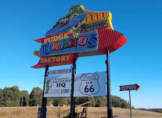 missouri/northeast-missouri/attraction/uranus-missouri-towne-center