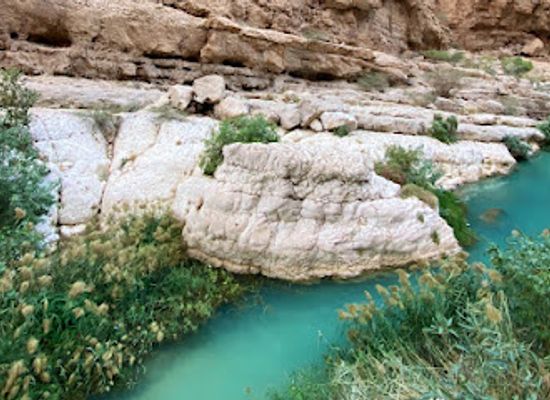 oman/wadi-shab/attraction/wadi-shab-parking