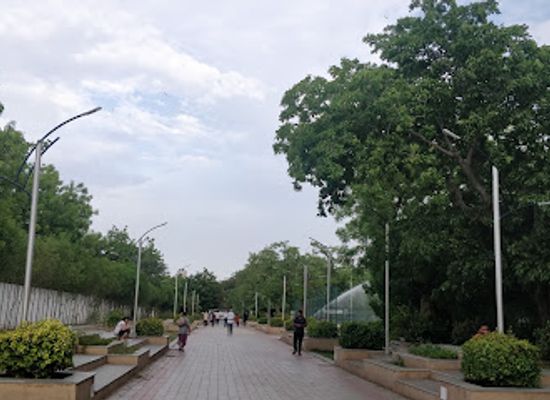 india/rajkot/attraction/art-street