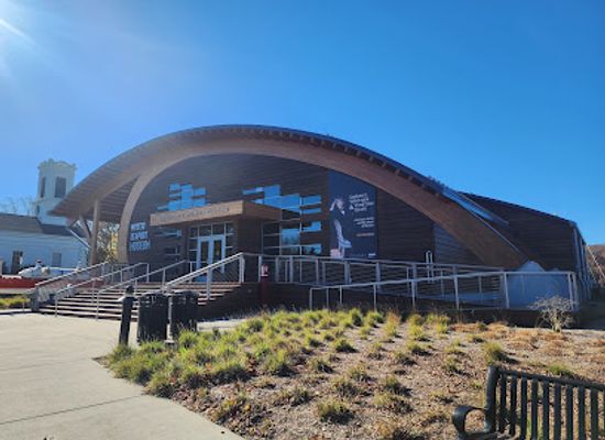 connecticut/mystic-seaport/attraction/thompson-exhibition-building