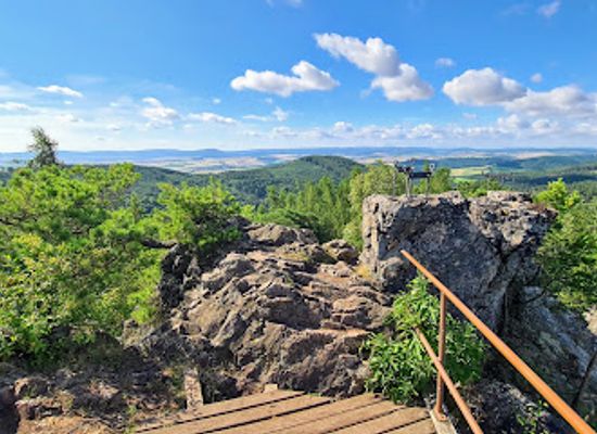 czechia/north-bohemia/attraction/crow-rock
