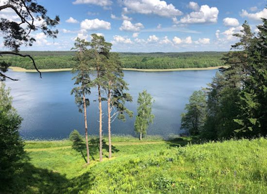 lithuania/aukstaitija-national-park/attraction/ginuciu-piliakalnis