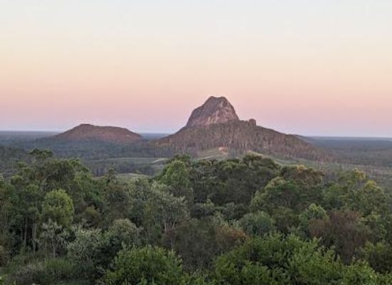 australia/sunshine-coast/attraction/glass-house-mountains-lookout