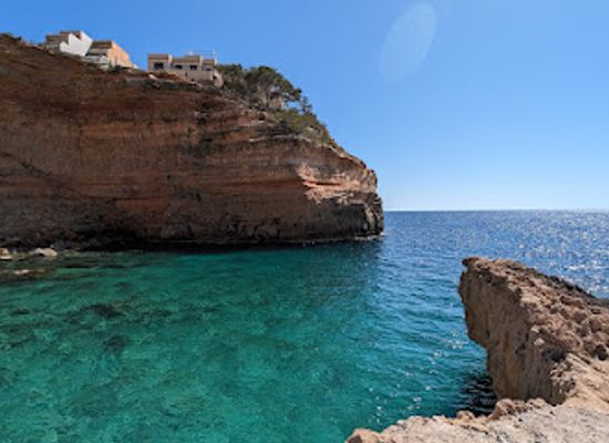 spain/balearic-islands/attraction/cala-del-saltador