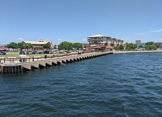 florida/pensacola/attraction/pensacola-bay-city-ferry