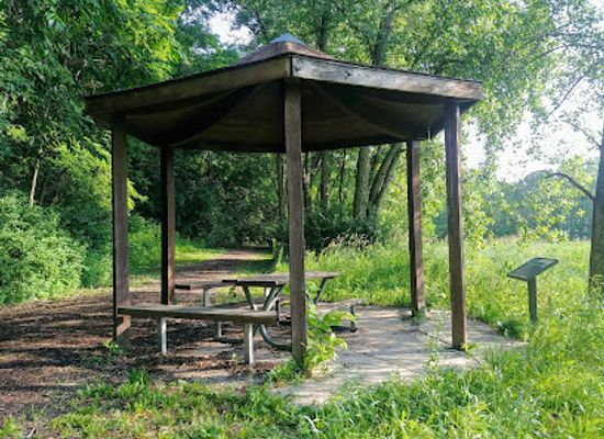 minnesota/mankato/attraction/rasmussen-woods