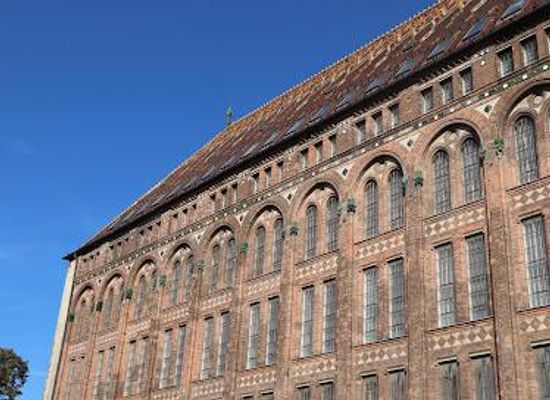 hungary/budapest/attraction/national-archives-of-hungary-building