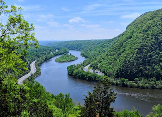 delaware/blackbird-state-forest/attraction/delaware-water-gap-national-recreation-area