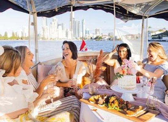 australia/surfers-paradise/attraction/duffy-down-under-boat-hire-cruises-tours