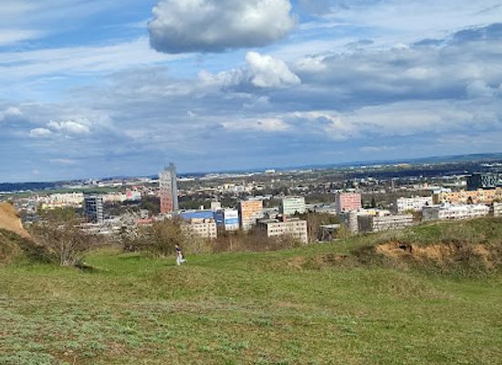czechia/south-moravia/attraction/red-hill