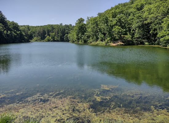wisconsin/glacial-lake-wisconsin/attraction/stewart-lake-county-park