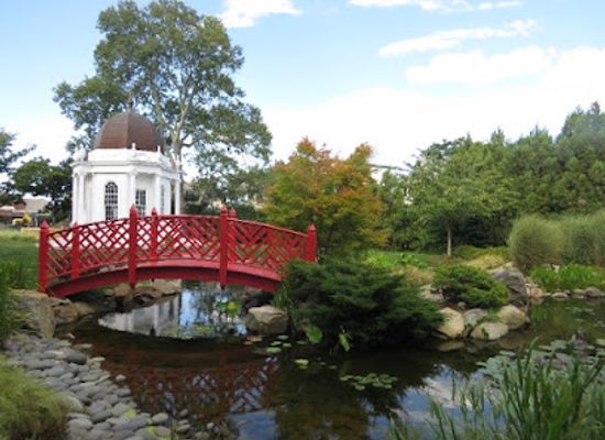 rhode-island/newport-county/attraction/secret-garden-tour-in-newport-ri