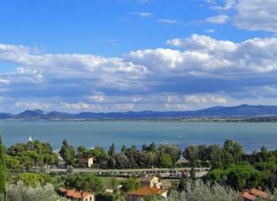 italy/val-di-chiana/attraction/lago-trasimeno