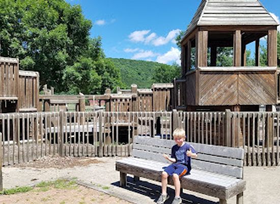wisconsin/driftless-area/attraction/fort-fun-park