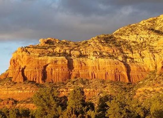 arizona/red-rock-country/attraction/sedona-tours-vortex-by-red-earth-adventures