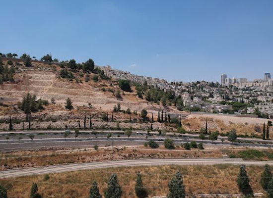 israel/jerusalem/attraction/refaim-river-park