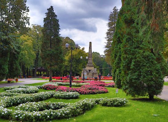 romania/iasi/attraction/copou-park