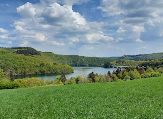 luxembourg/eislek/attraction/skulpturenweg-lultzhausen