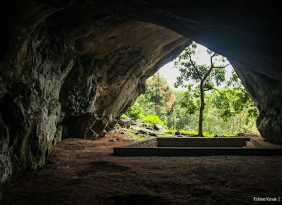 sri-lanka/adam-s-peak/attraction/batadombalena