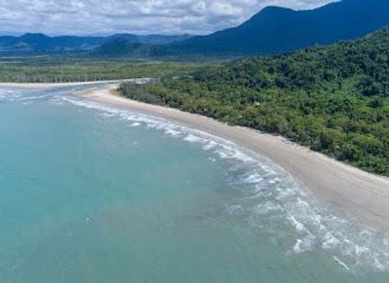 australia/daintree-rainforest/attraction/thornton-beach