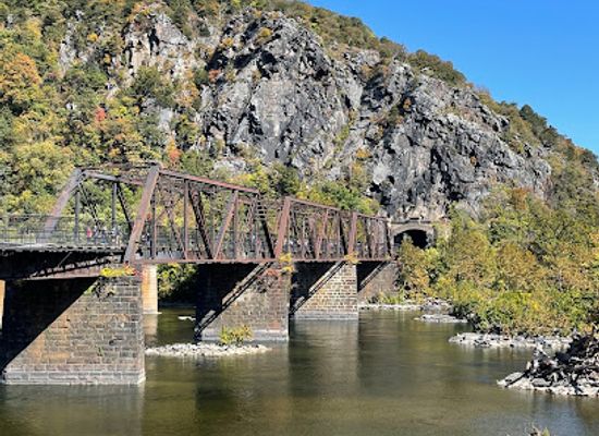 west-virginia/harpers-ferry-national-historical-park/attraction/maryland-heights