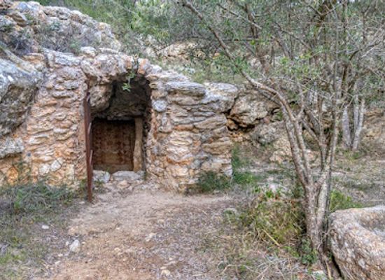 spain/ibiza/attraction/font-den-miquelet