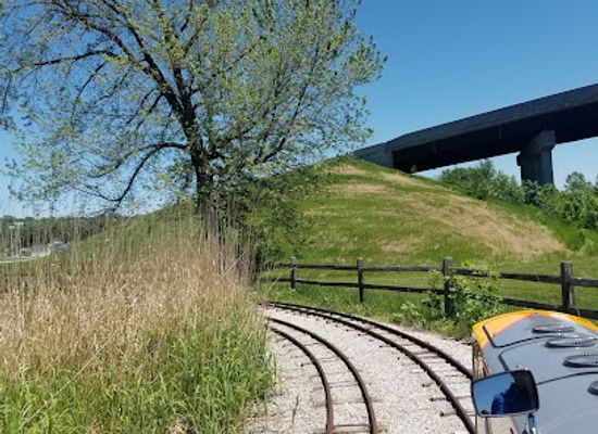 iowa/loess-hills/attraction/watson-steam-train-depot
