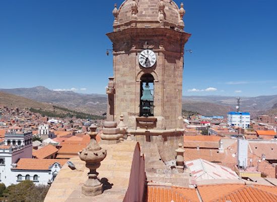 bolivia/potosi/plaza-10-de-noviembre/attraction/catedral-basilica-de-nuestra-senora-de-la-paz-potosi