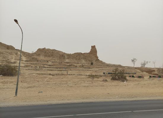 tunisia/chott-el-jerid/attraction/rocher-du-sphinx