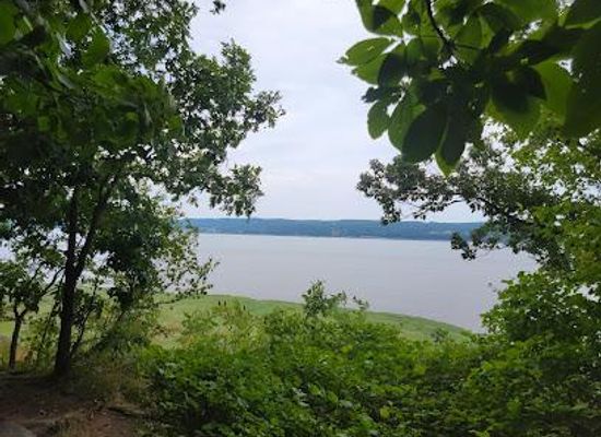 connecticut/norwalk-islands/attraction/tallman-mountain-state-park