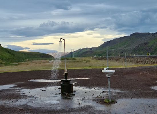 iceland/northeastern-region/attraction/hot-spring-shower