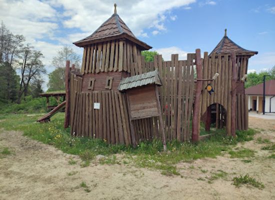 poland/Świętokrzyskie-mountains/attraction/dymarki-swietokrzyskie