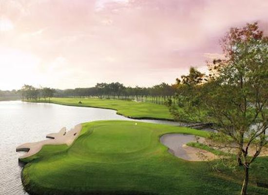 thailand/eastern-thailand/attraction/thana-city-country-club