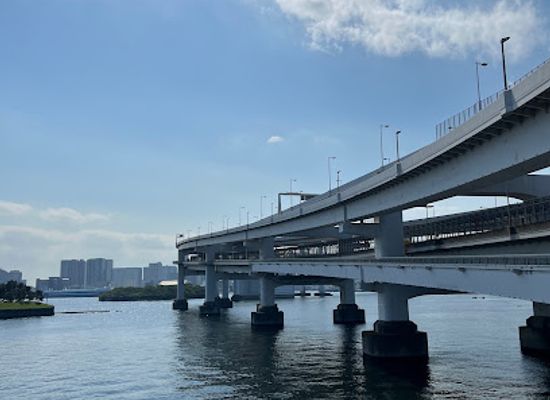japan/tokyo/odaiba/attraction/rainbow-promenade
