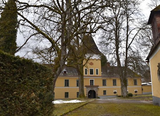 austria/muhlviertel/attraction/schloss-helfenberg