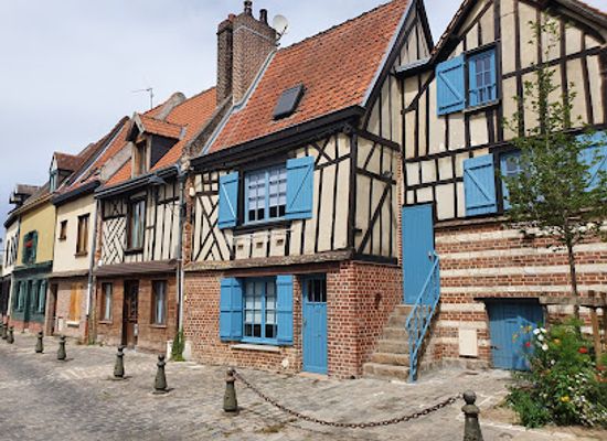 france/amiens/attraction/medieval-d-amiens-garden