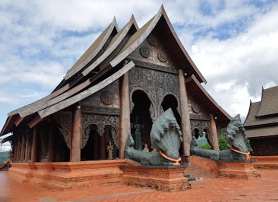 thailand/loei/attraction/wat-somdet-phu-ruea